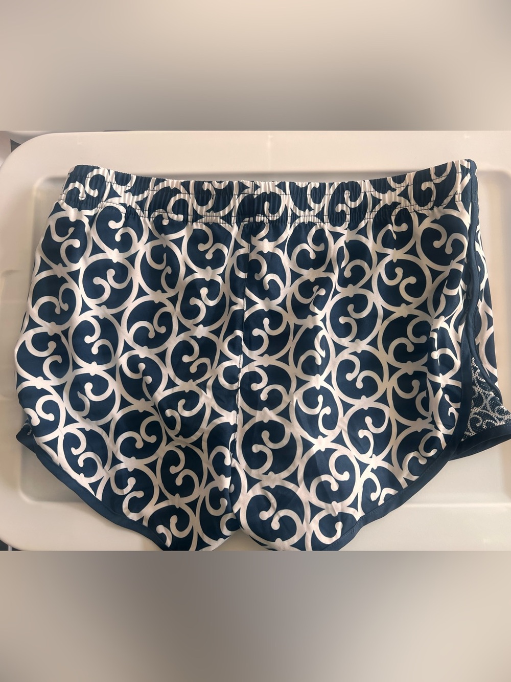 GRETCHEN SCOTT Shorty Shorts Arabesque Navy print XS